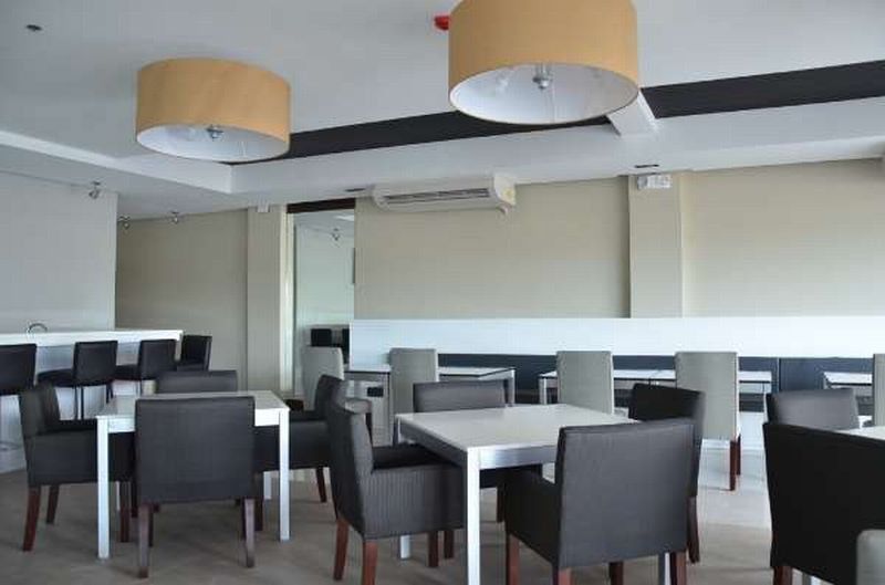 Empire Suites Hotel Puerto Princesa Bagian luar foto